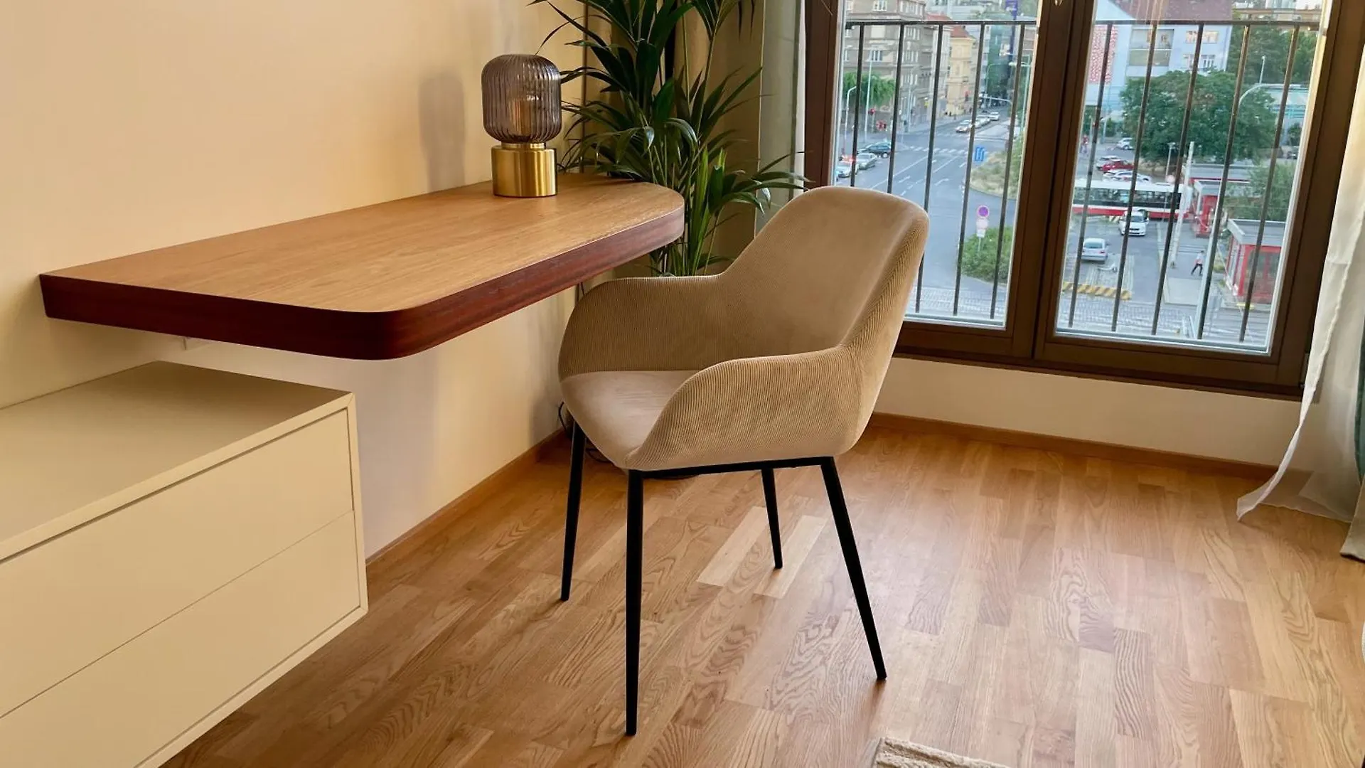 아파트 Urban Balance Suite, Andel - Metro Access & City Views 프라하