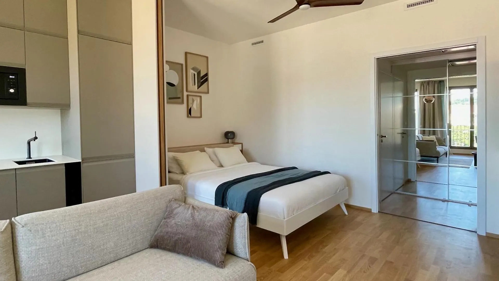 Urban Balance Suite, Andel - Metro Access & City Views 프라하 체코